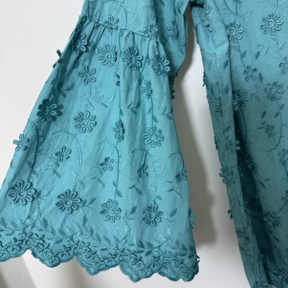 Soft Surroundings Rosalie Daisy Floral Embroidered Blouse Size XL Bell Sleeve - Picture 4 of 9